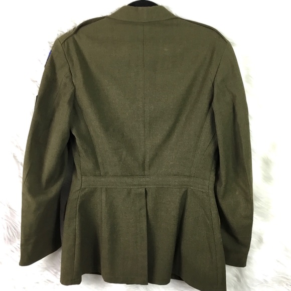 SOLD --Military US Original WW2 8th infantry division Tunic Military UNIFORM - Picture 6 of 8